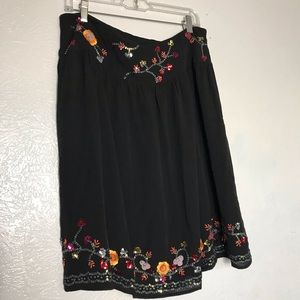 Neiman Marcus black silky embroidery skirt 14